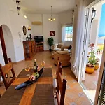 Gemuetliches In Mit Grossem Garten Und Meerblick By Interhome
