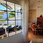 別荘 Gemuetliches In Mit Grossem Garten Und Meerblick By Interhome